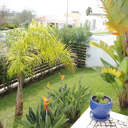 Casa Lagoa Konukevi 4*