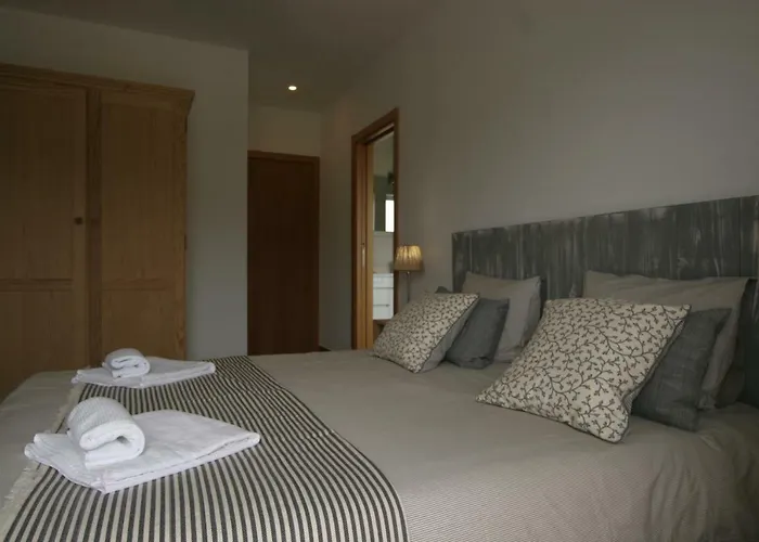 Casa Lagoa 4*